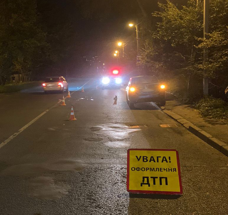 У Львові чоловік, який автомобілем збив жінку, загинув на тому ж місці внаслідок іншого ДТП
